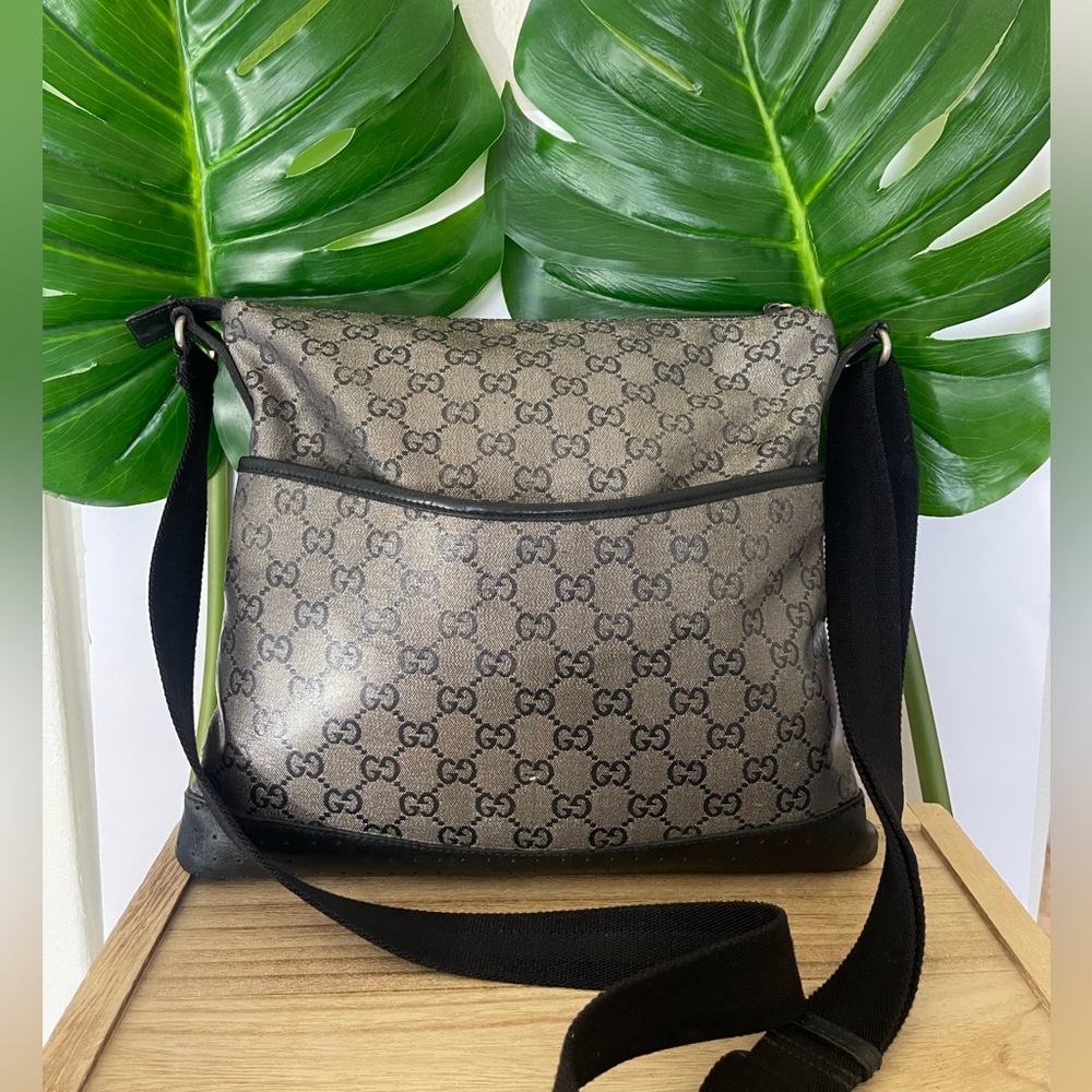 Gucci GG Crystal Crossbody Bag authentic - Picture 1 of 11